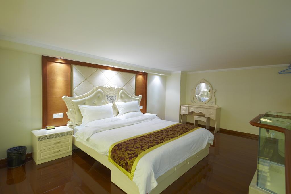 Louidon Mega Apartment Hotel Of Kam Rueng Plaza - Sunshine Apartment Guangzhou Quarto foto